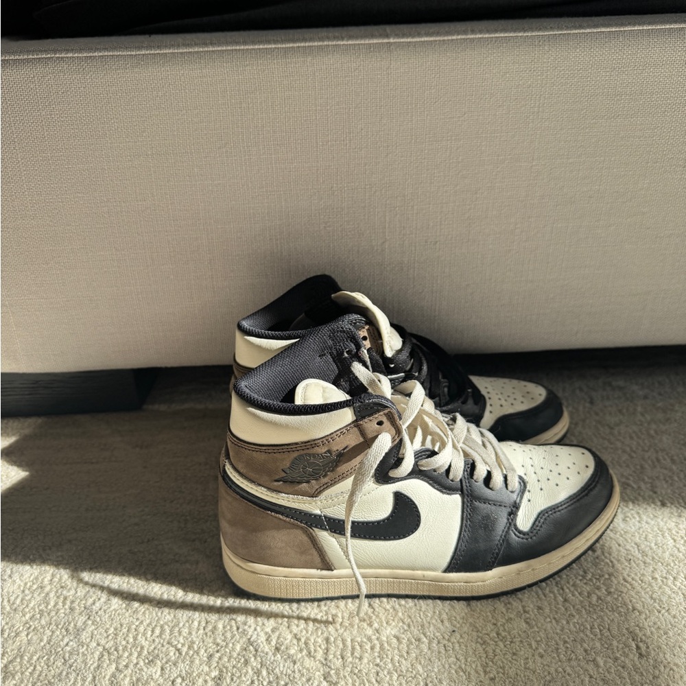 Jordan 1 Mocha Retro High